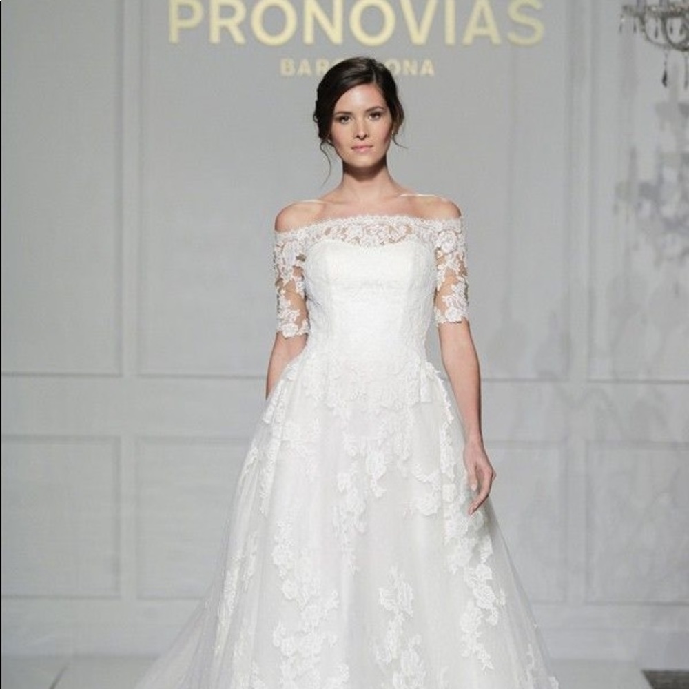 Pronovias Wedding Dress